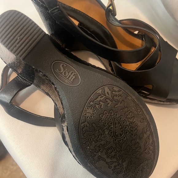 Söfft Black Leather Crisscross Slingback Wedge Sandals Comfort Size 6.5 - Picture 6 of 8